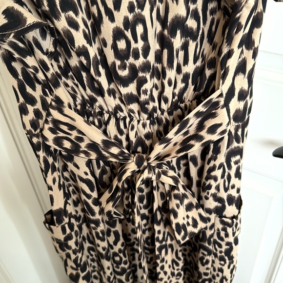 Sienna Sky Animal Print Midi Dress Size M - Picture 11 of 16